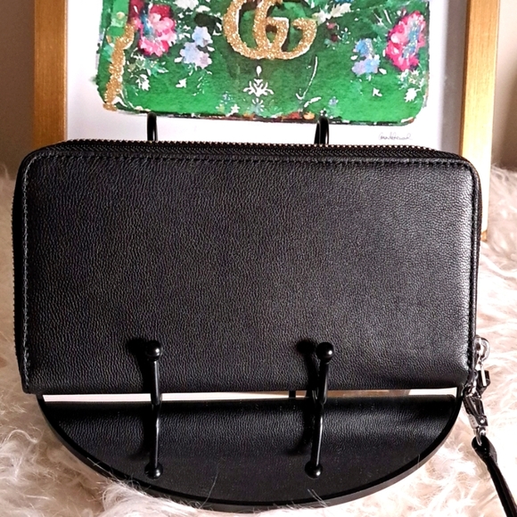 Marc Jacobs NWOTs The Slim Continental Wristlet Wallet - Picture 3 of 11